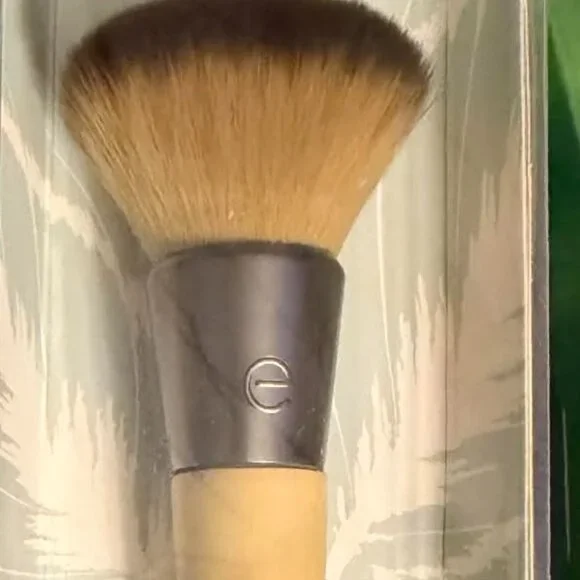 EcoTools Brush/Blender/Shampoo BUNDLE - BRAND NEW 10 brushes/1 blender/1 shampoo - Picture 7 of 9